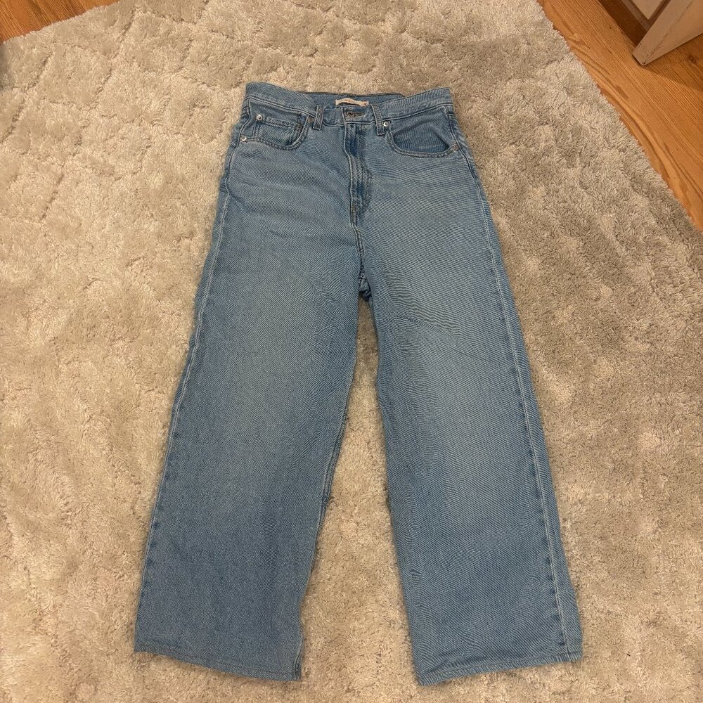 Levi high-waisted, light-wash jeans, size 30
